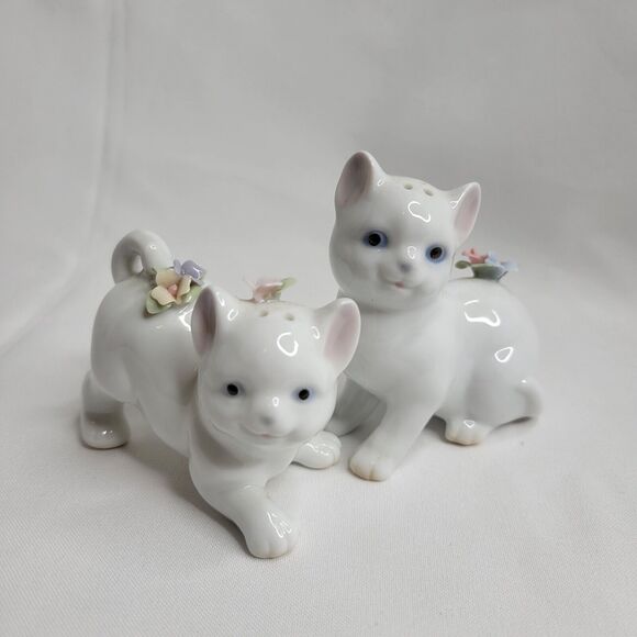 Unbranded Other - Vintage Porcelain Kitty Cat Salt and Pepper Shakers White Kittens with Flowers